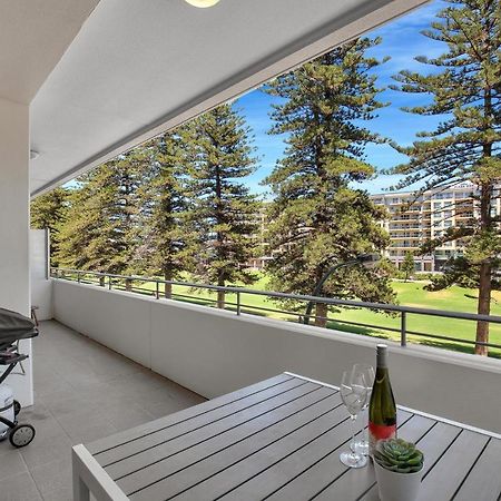 Sea And Park Deluxe Glenelg Apartment Екстериор снимка