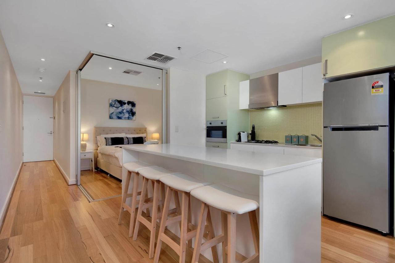 Sea And Park Deluxe Glenelg Apartment Екстериор снимка